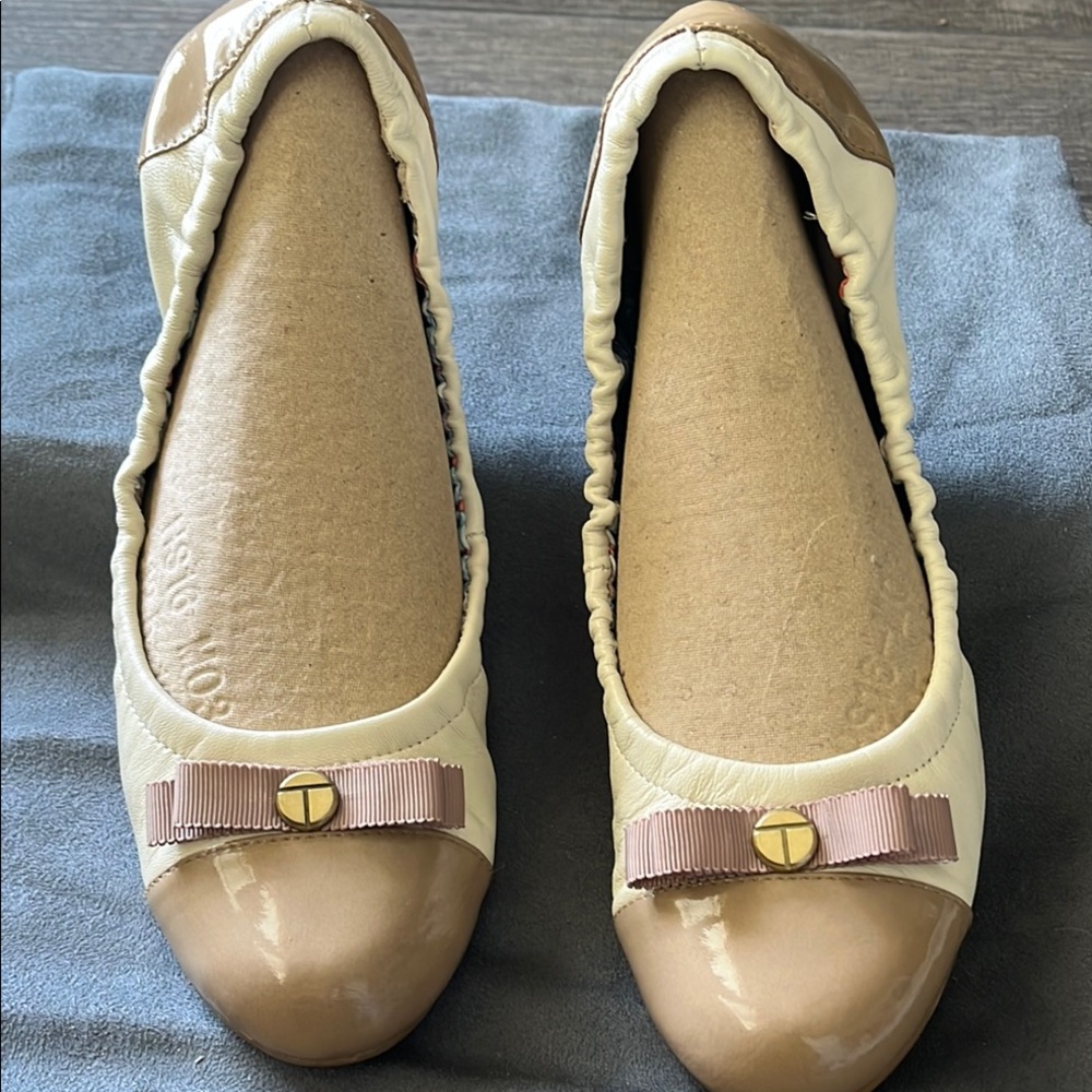 Tahari Women's Beige and Brown Ballet Flats